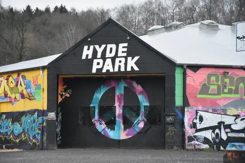 Diskothek Hyde Park in Osnabrück. Tür der Diskothek.