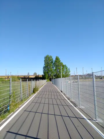 Halle Gartlage, Radschnellweg
